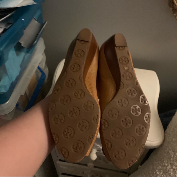 Brown torch Burch heels - Picture 3 of 3